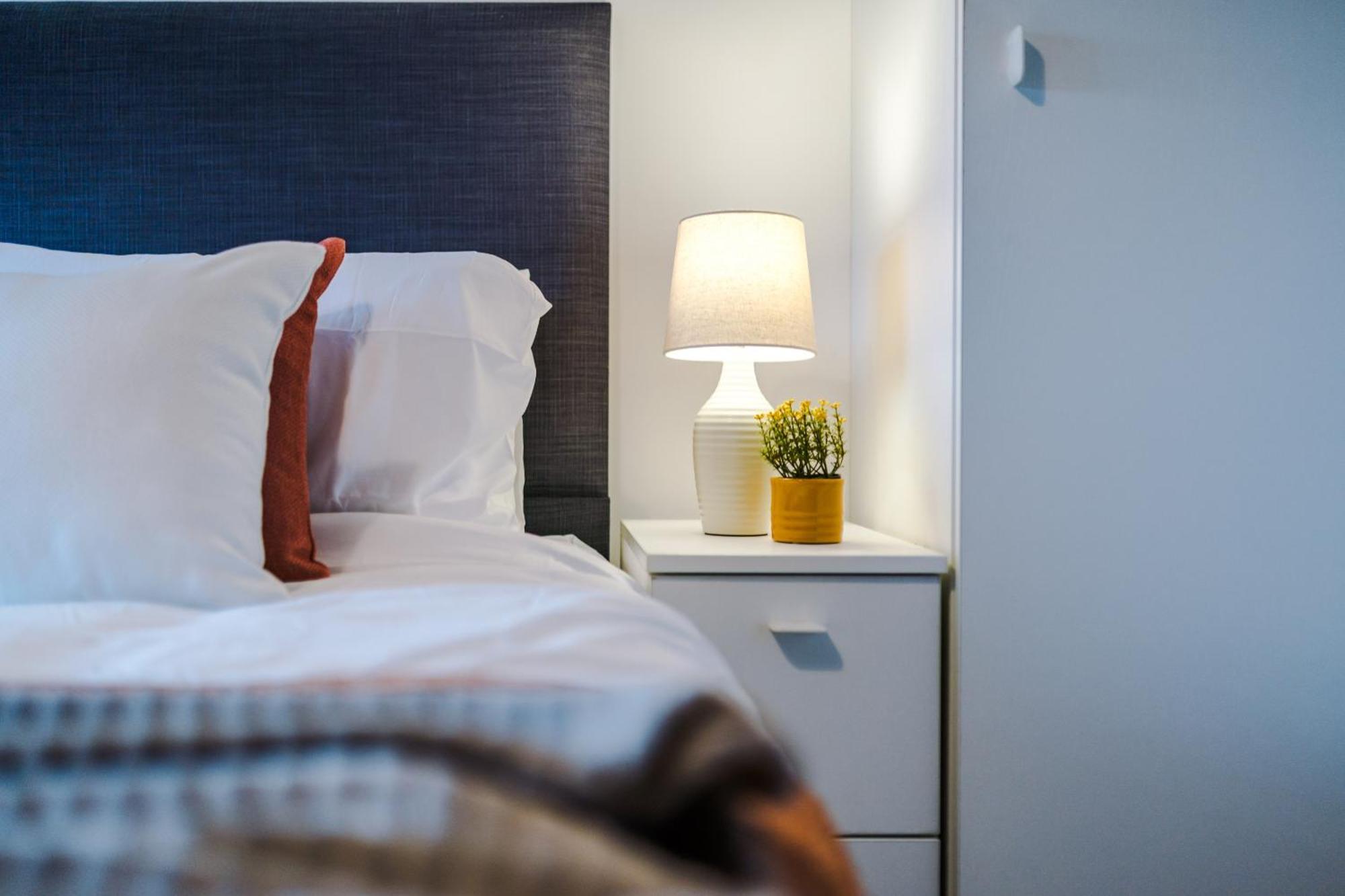2 King Size Beds In Manhattan Styled Oversize Apartment Leeds  Exteriör bild
